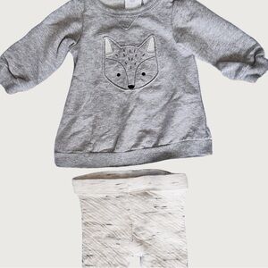 DYLAN & ABBY |  Gray Fox Sweatshirt & Cream Leggings Set